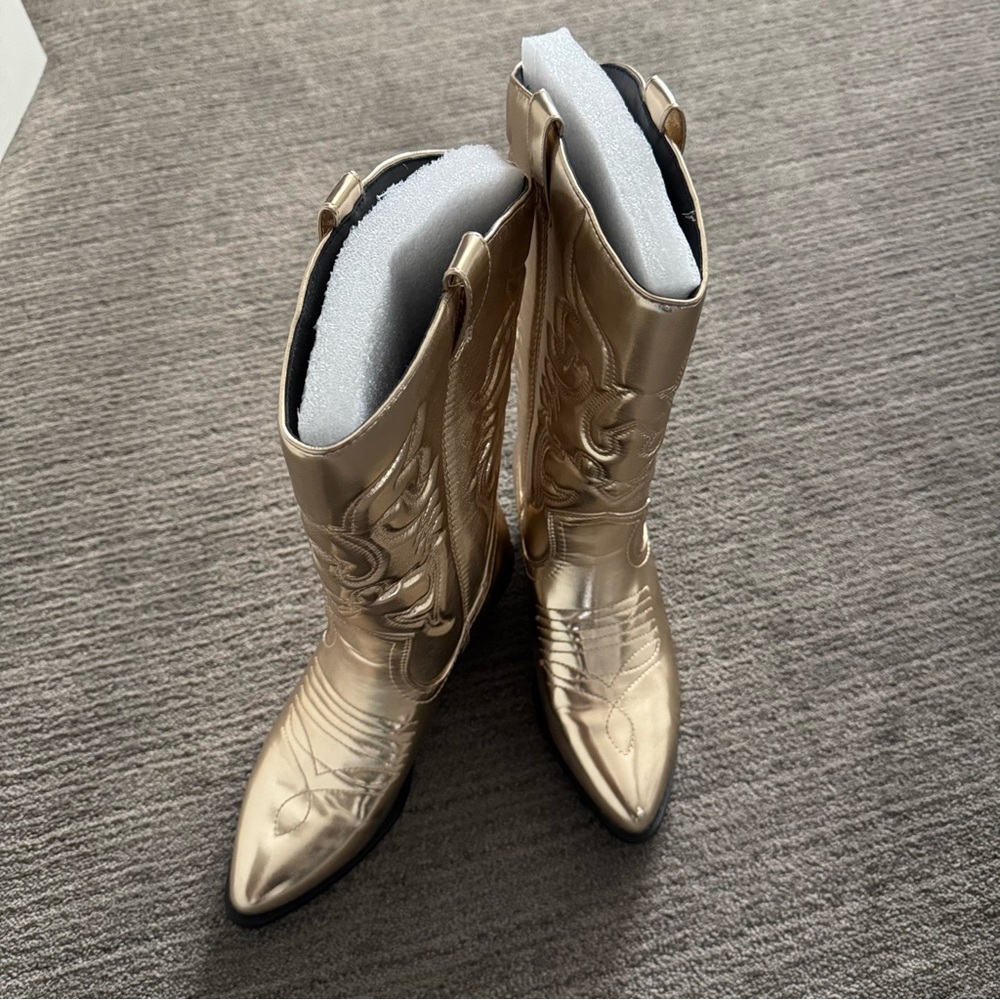Soda Gold Heeled Boots